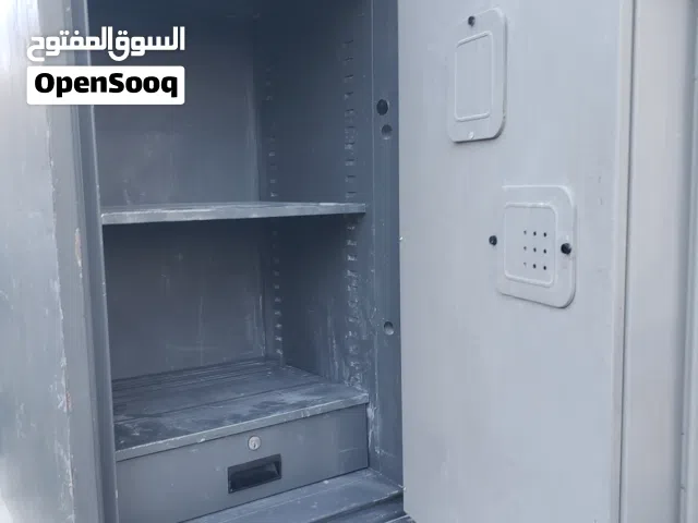 خزنة مستعمل كوري وزن 700كيلو