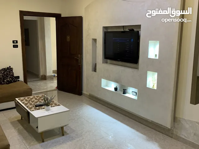 studio full furnished for rent at Al gardens street  للايجار الجاردنز ستوديو مفروش