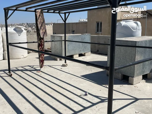 موجود ماكينة غسيل سجاد وموجود منشر غسيل سجاد