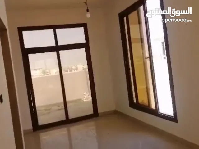 شقة سكنية دورين جديده في عمارة خاصة في حي دمشق