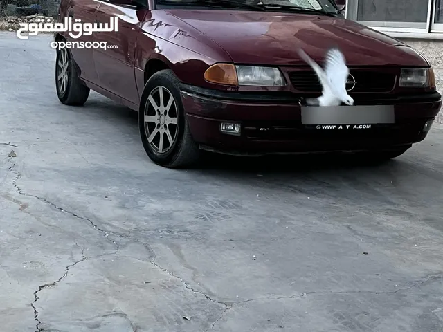 اوبل استرا 1993