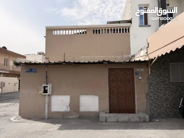 78 m2 3 Bedrooms Townhouse for Rent in Central Governorate Isa Town