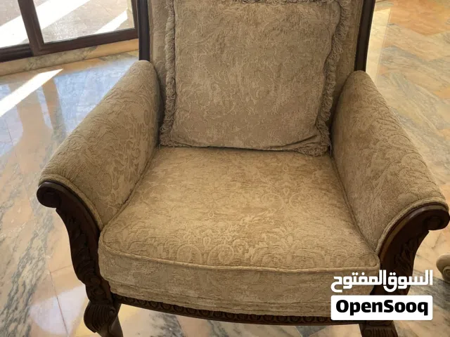 صالون فخم قماش نوع اول كنبات وترابيزات حفر