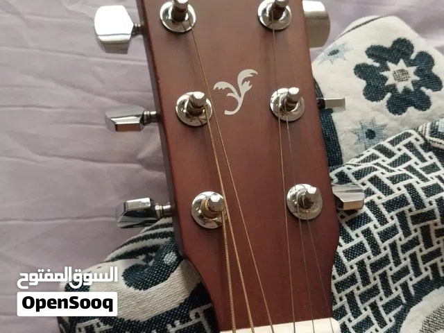 New guitar for sale  جيتار جديد للبيع