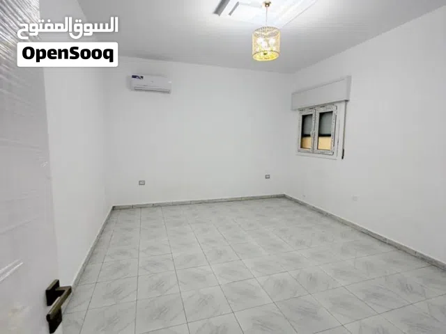 120 m2 2 Bedrooms Apartments for Rent in Tripoli Ain Zara