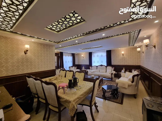 222 m2 4 Bedrooms Apartments for Sale in Irbid Al Dorra Circle