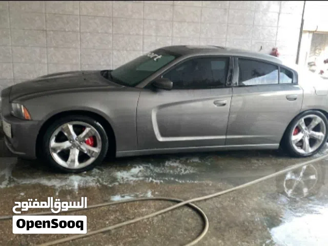 سياره للبيع موديل 2012