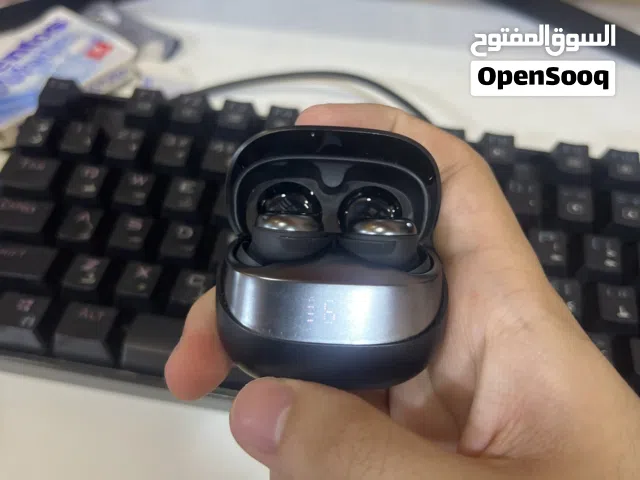 سماعات ايربودز Dusonlap ماركة عالمية نظيفة جدا استعمال شهرين مع كامل ملحقاتها