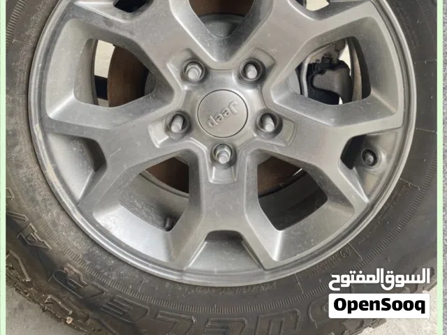 للبيع أطقم من 5 رنجات جيب رانجلر روبيكون لموديلات 2018 الى 2023 JL