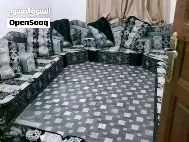 مجلس ضغط وصابي نظيف جدا 12 متر ب 160 الف نهايه