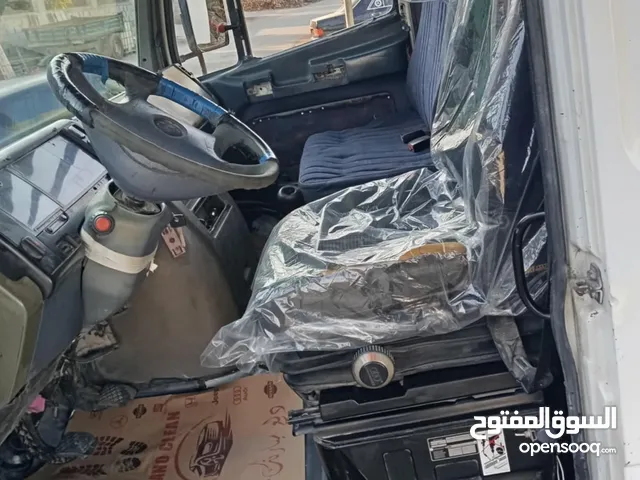 مرسيدس 814