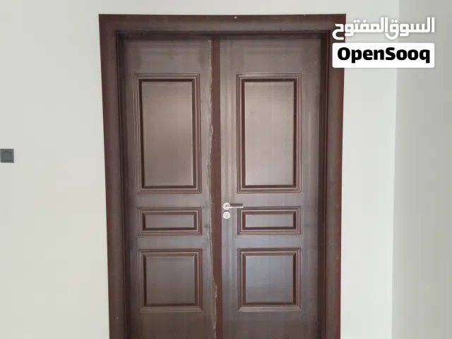نجار أبواب محترف بالكويت – صيانة وتركيب جميع أنواع الأبواب والديكورات وبديل الخشب والشيبورد بجوده
