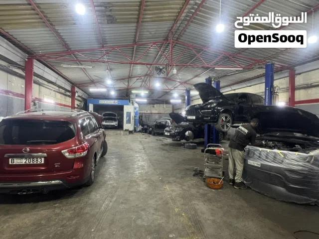 كراج للبيع في عجمان - الصناعية 2، بموقع استراتيجي على شارع رئيسي