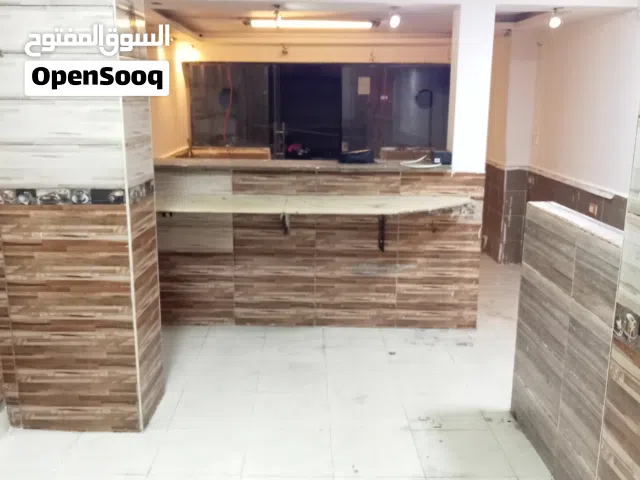 للايجار محل متشطب. سوبر لوكس بشيراتون مطار بموقع ممتاز