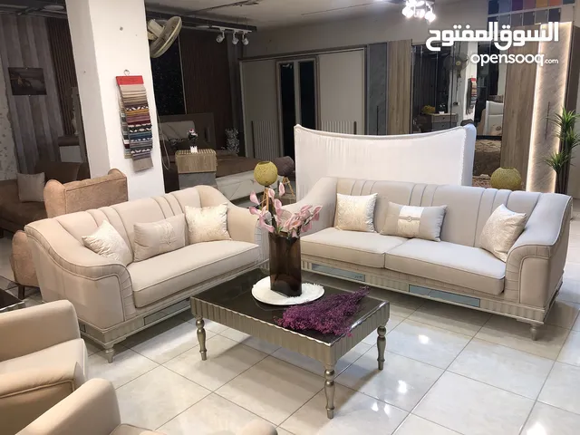 طقم كنب فاخر محلي صالون 7 مقاعد كشاط أسود قماش وتر بروف خشب سويدي حفر زان كلاسيك مودرن