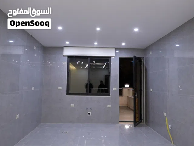 شقه طابق ثاني قبل الأخير   للبيع بسعر مميز بأفضل موقع في مرج الحمام