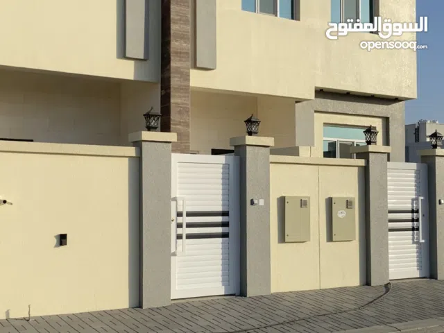 فيلا للبيع في بوشر المسفاه وجميع الخدمات توفره مع شارع مرصوف