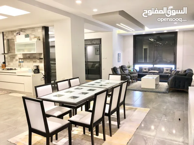 190 m2 3 Bedrooms Apartments for Rent in Ramallah and Al-Bireh Al Tira
