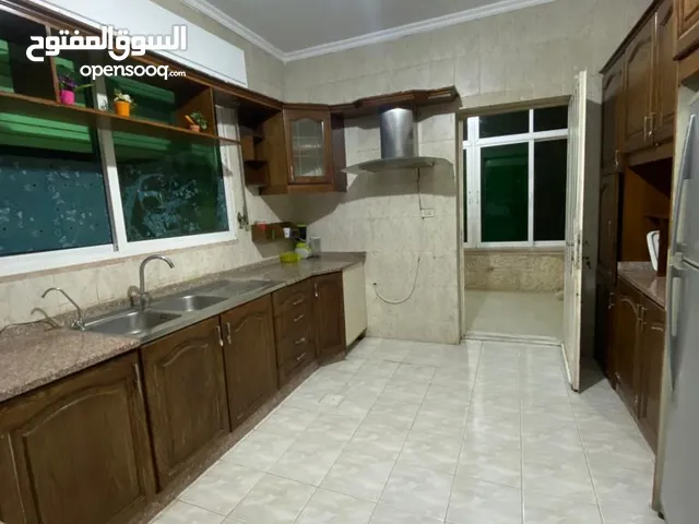 مطبخ قشرة بلوط كامل + ألمنيوم برندة