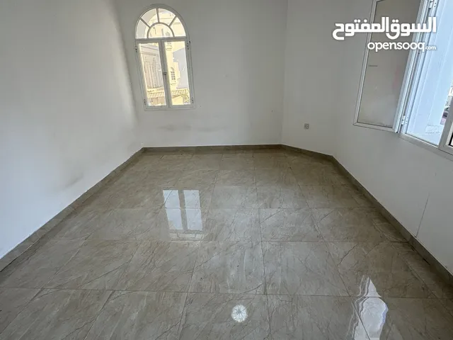 95 m2 1 Bedroom Apartments for Rent in Muscat Al Khuwair