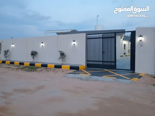 100 m2 Studio Townhouse for Rent in Misrata Tamina