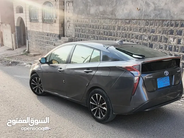 بريوس 2016 فيراني نظيف ماشية 89 الف