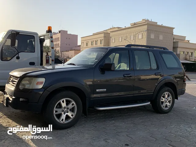 Used Ford Explorer in Hawally