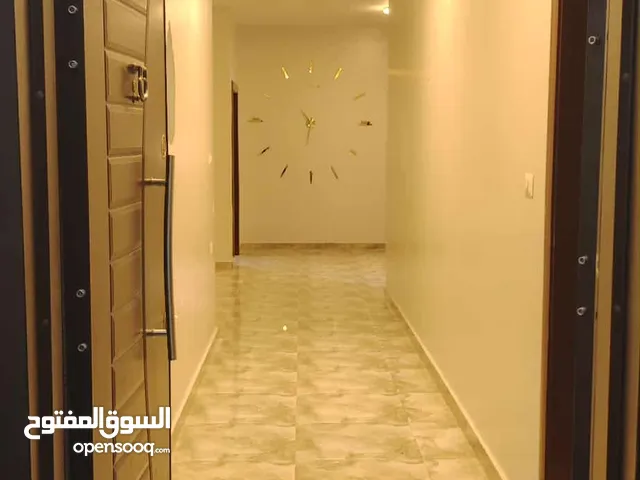 175 m2 3 Bedrooms Apartments for Rent in Tripoli Al-Sabaa