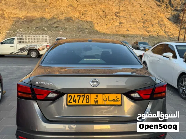 2019 نيسان التيما SR