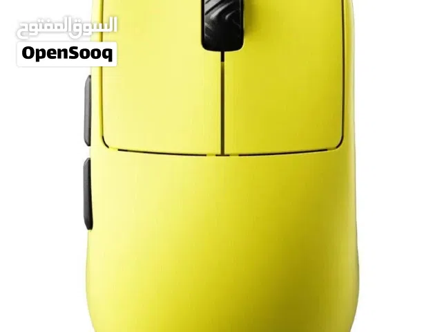 ماوس Scyrox V8 باللون الأصفر بحالة ممتازة اقرى الوصف قابل للتفاوض