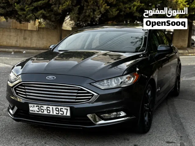 2018 فورد فيوجن SE
