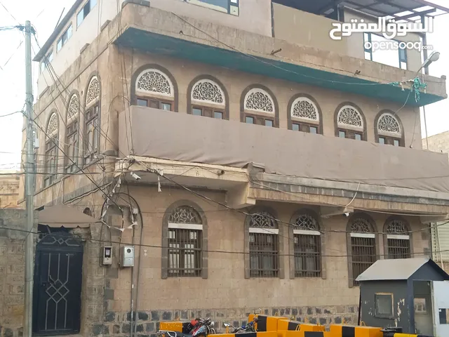 6 m2 More than 6 bedrooms Townhouse for Sale in Sana'a Al Wahdah District