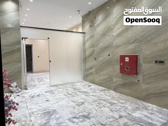150 m2 2 Bedrooms Apartments for Rent in Basra Jaza'ir
