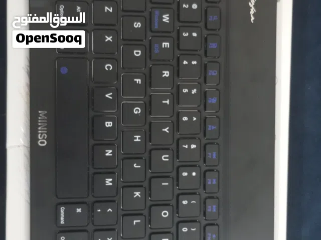 كيبورد مينيسو وايرلس اسود مستعمل مرتين فقط بحاله ممتازه   مع كرتونه  السعر 7 دينار وقابل للتفاوض