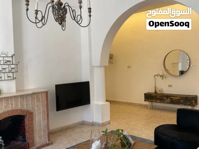 180 m2 2 Bedrooms Apartments for Rent in Amman Jabal Al-Lweibdeh