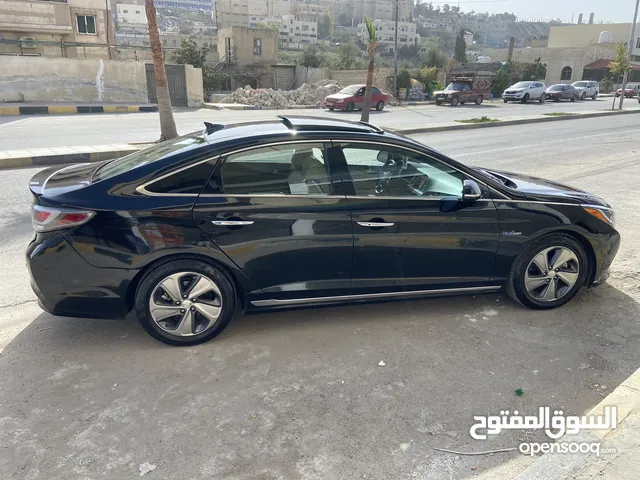 SUV Volkswagen in Amman