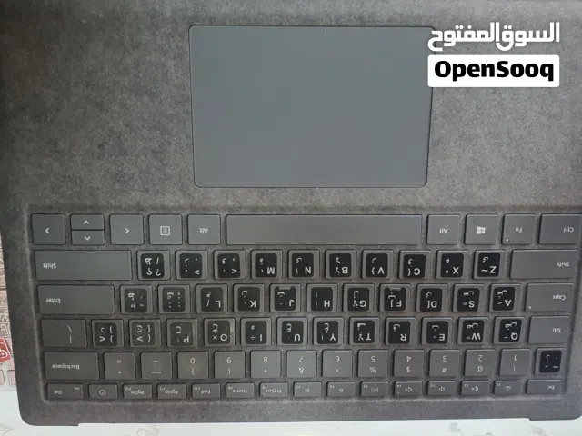 microsoft  surface 3ضارب بورد باقي القطع كلها     شغاله اقرأ الوصف