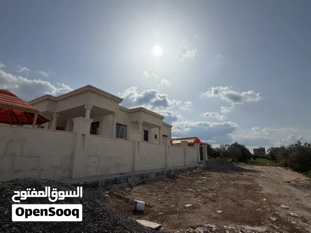 240 m2 More than 6 bedrooms Townhouse for Sale in Irbid Fo'ara Street