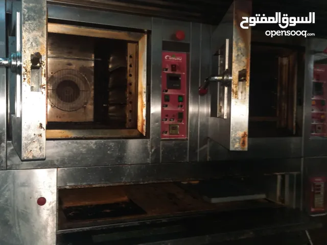 فرن كهربائي في حالة جيدة، طهي المرطبات والبتزا