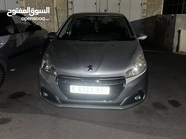 Used Peugeot 208 in Ramallah and Al-Bireh