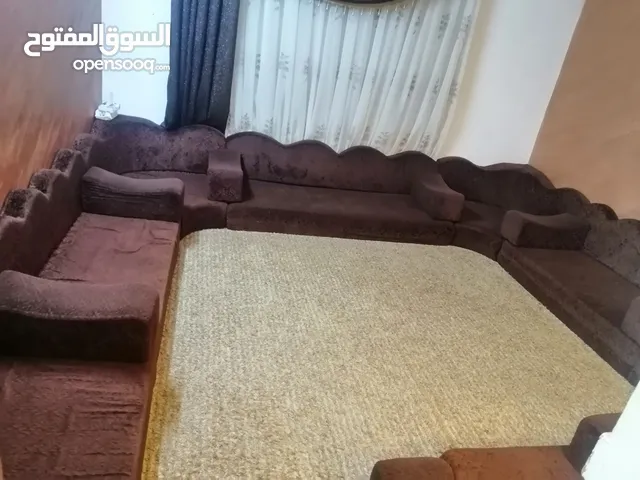 فراش شبه مستعمل نظيف
