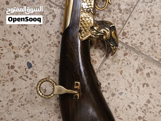 بندقيه ديكور للزينه طولها متر و 6 سم