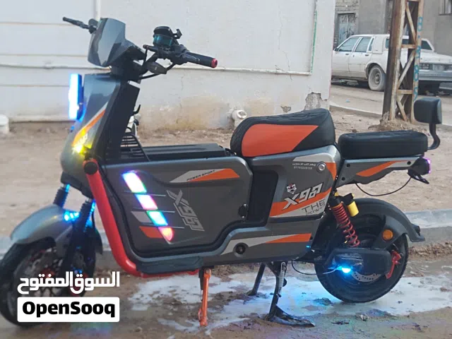 دراجه شحن X900 موديل 2026 نضيفه والبطاريات 33 امبير يعني اقوه شي نضيفه كلش وكلشي شقال الآيتات والإشا