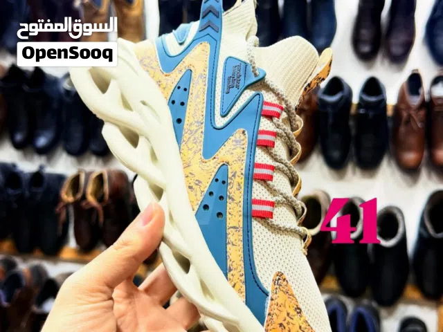 حذاء شبابي براند