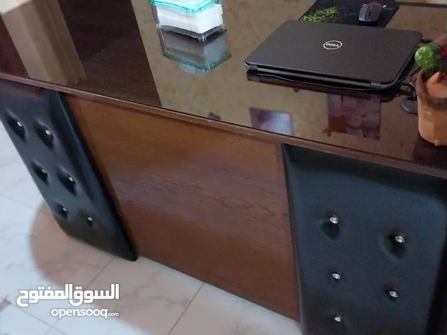 مكتب للبيع
