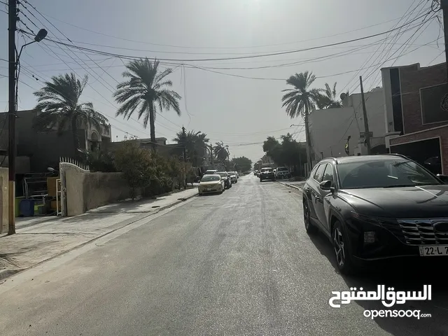 للبيع في السيدية قطعة أرض مميزة 134 م قرب مستشفى الملكي حصراً لدى شركتنا الاعتماد الهندسي للعقار