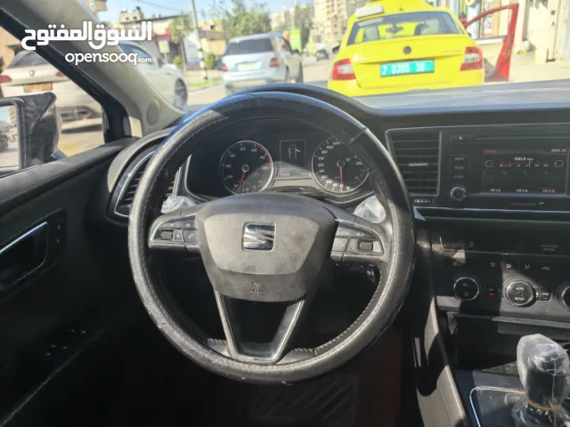 سيات ليون اوتوماتيك