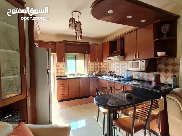 شقة مفروشة للإيجار – رام الله / شارع يافا – قريبة من وسط البلد