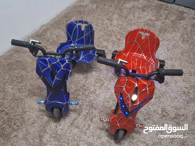 سكوتر شحن كهربا عدد 2 للبيع استخدام خفيف جدا