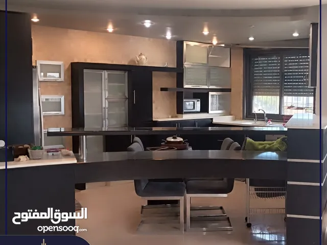 178m2 3 Bedrooms Apartments for Sale in Ramallah and Al-Bireh Al Irsal St.